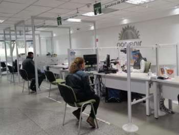 Tanto el personal como las oficinas están adaptados para disminuir el riesgo de transmisión del virus