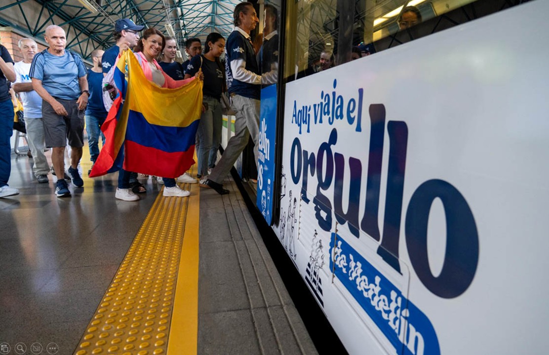 Un vagón del Metro se convierte en símbolo de la campaña ciudadana que resalta que lo mejor de la ciudad está en su gente