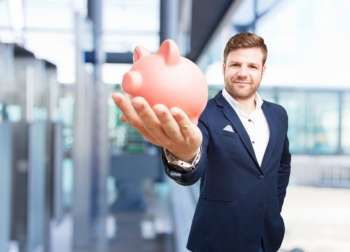 SURA Asset Management resalto su visión sobre la importancia del ahorro y la educación financiera para planificar un futuro con bienestar