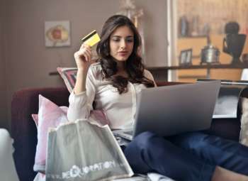 Se sugiere que la relación con el sistema financiero sea un proceso evolutivo que conduzca a un perfil de crédito sólido
